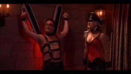 Kaley Cuoco SM Scene in TBBT Season 10x7