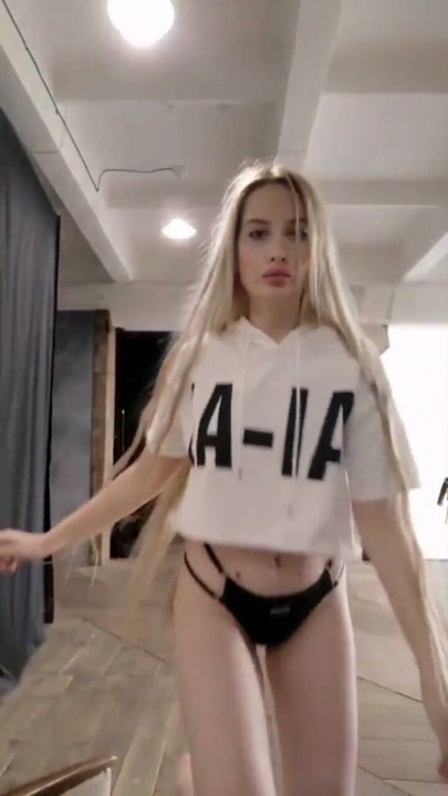 Sweet tirs Elza Kom  super hot super sweet | Clip 1