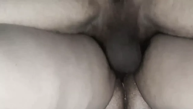 Cheating wife squirts while fucking hard and getting creampied