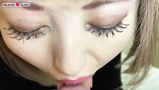 Cat eyed f cup kız yakın bir şekilde katılıyor ve yumuşak bir şekilde artan gecemiz boyunca sıcak oynak samimiyetimizi paylaşıyor