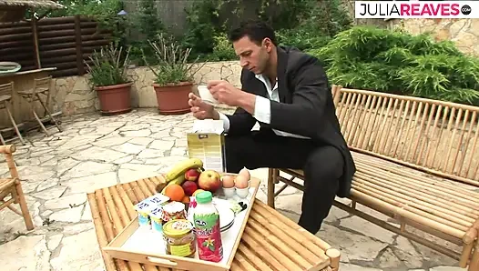 Мои домохозяйки-нимфоманки трахают киски снова