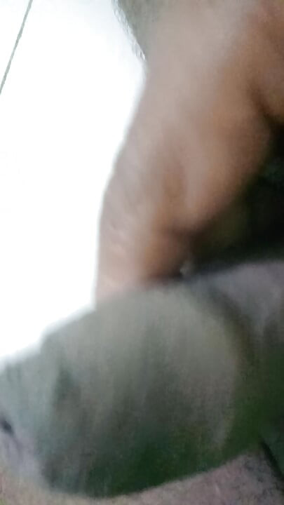 チンコで楽しんでるんだ...