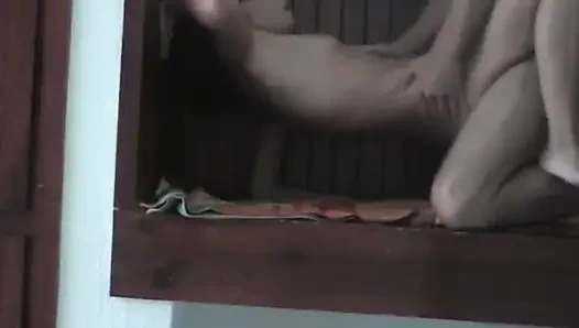 Remaja berlibur dengan pacarnya