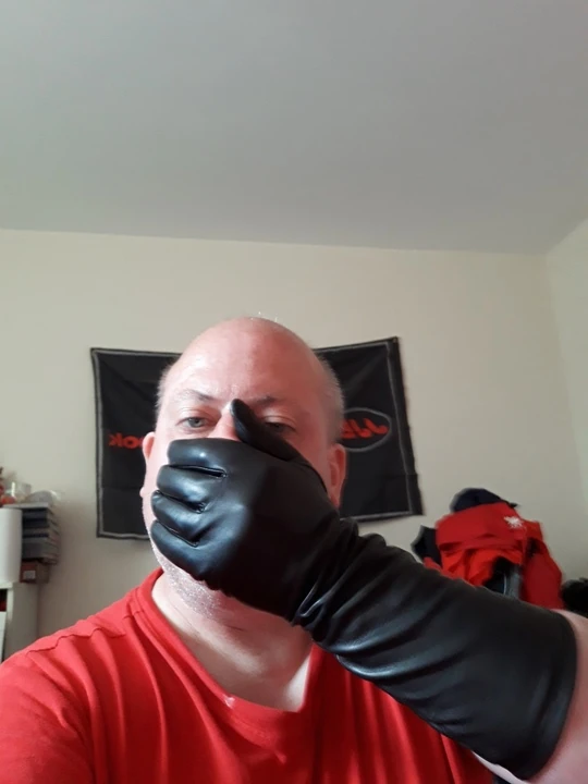 New leather gloves cum