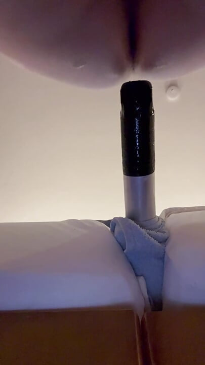 自分で興奮してる