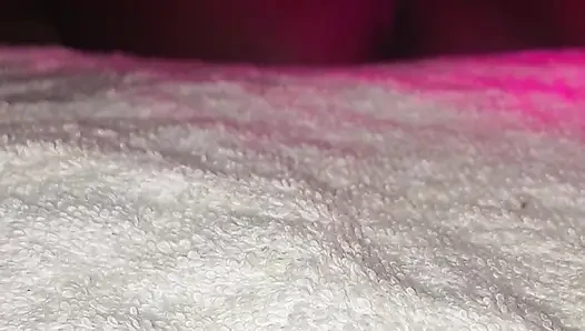 Selbstgedreht, afrikanisches ebenholz-teen masturbiert, sahnig nass, fetter kitzler, pOV & BBC fickt pOV