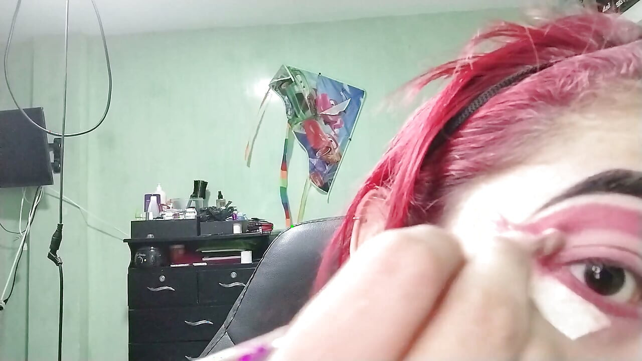 ストリート痴女メイクアップチュートリアル
