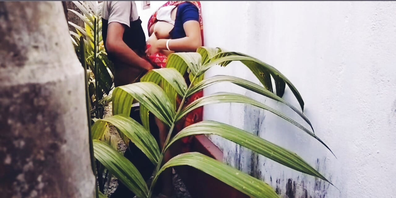 Busty Blonde MILF Bhabi Offers Her Perfect Curves To Her Handsome Devar in outside