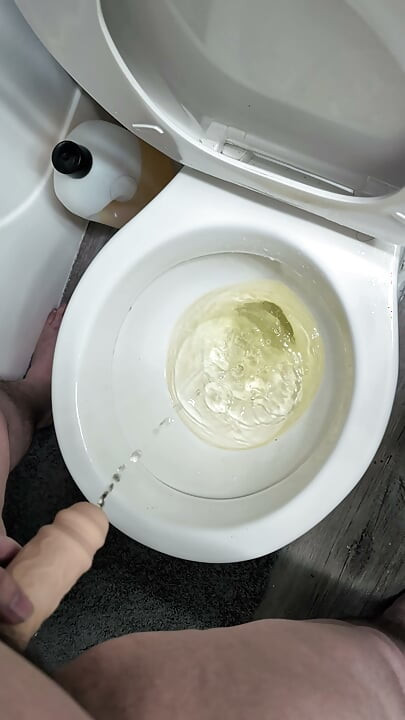 Stand to pee slowed down