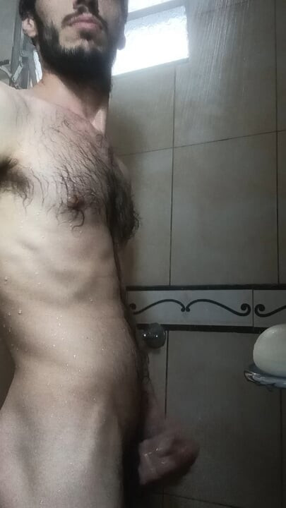 Sore Di Kamar Mandi