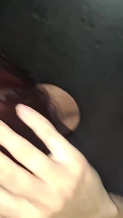 妻子荡妇射在未知的寻欢洞-奶油派的嘴里！ |剪辑 2