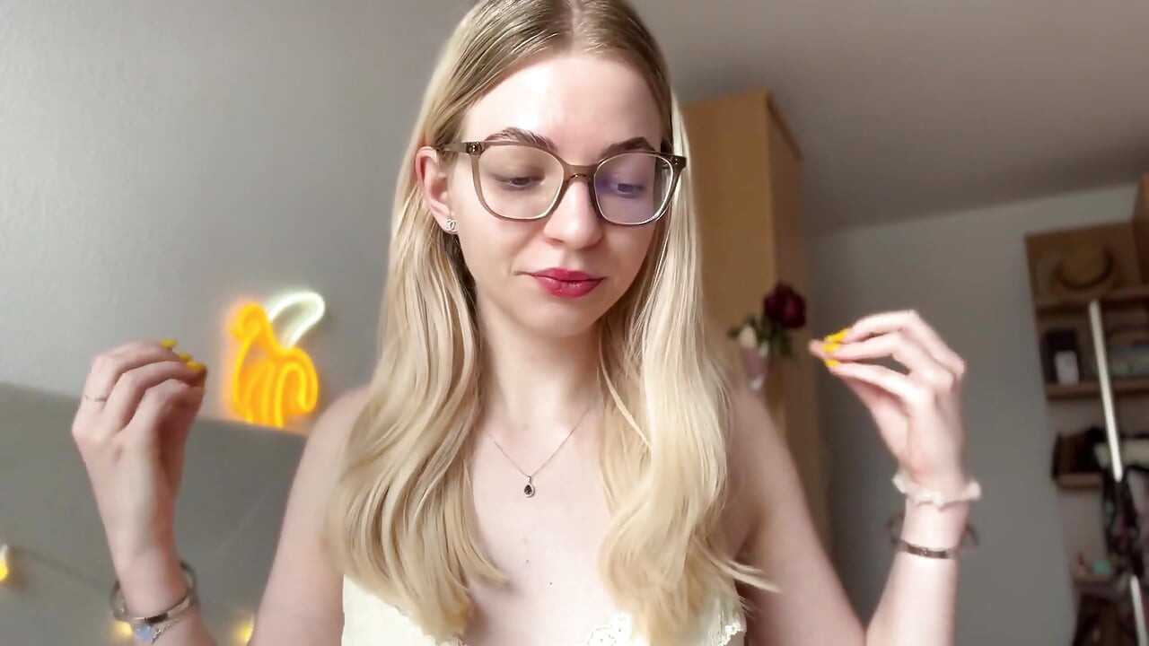 How to Be the Perfect Dominatrix (femdom)