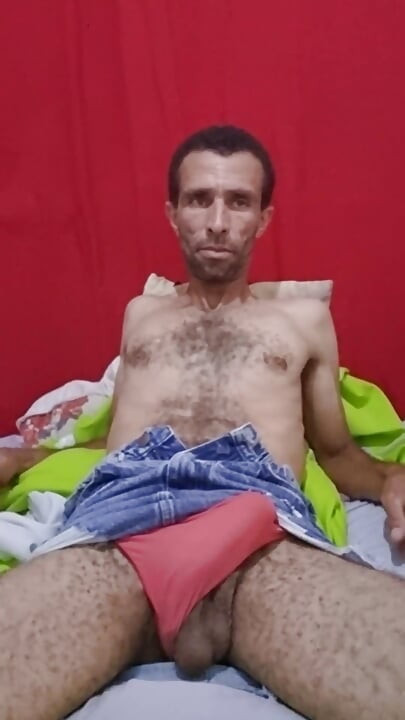 They All Come and Enjoy Watching Me Masturbate with Great Lust