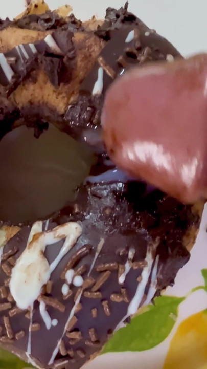 Sütlü donut sever misin