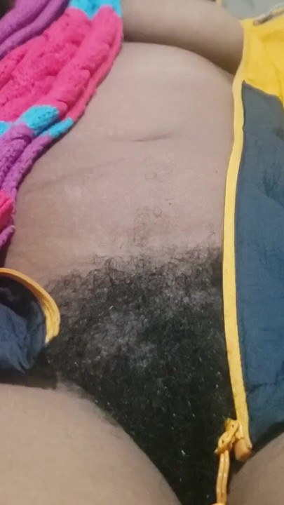 Hairy & Charming Babe - Natural Pussy, Soft Sensual Vibes, Real Amateur Feel, Authentic Confidence | Clip 1