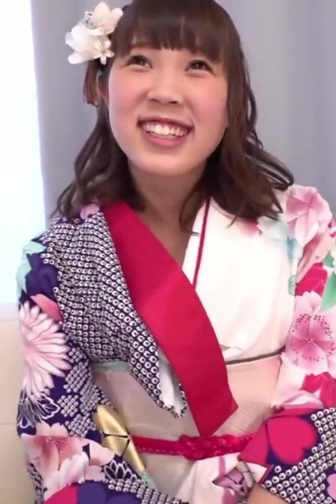 Shy Kimono Beauty Picked up and Introduced to a Thrilling New Kind of Pleasure - Chapter2