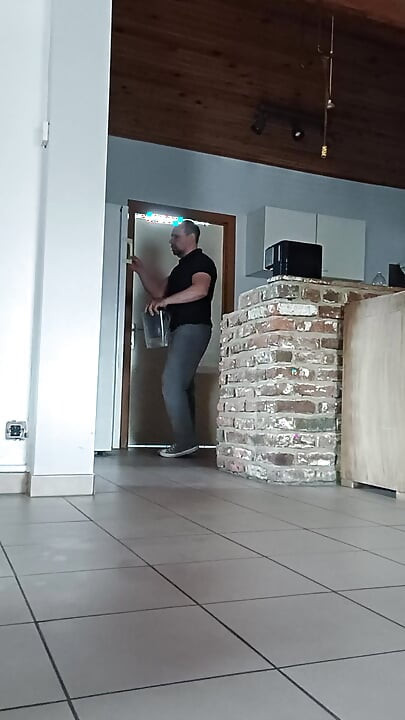 Pump, huge cumshot and streaptease in reverse