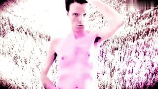 Le Britannique Freddie Sunfields dans les effets Pink Lights