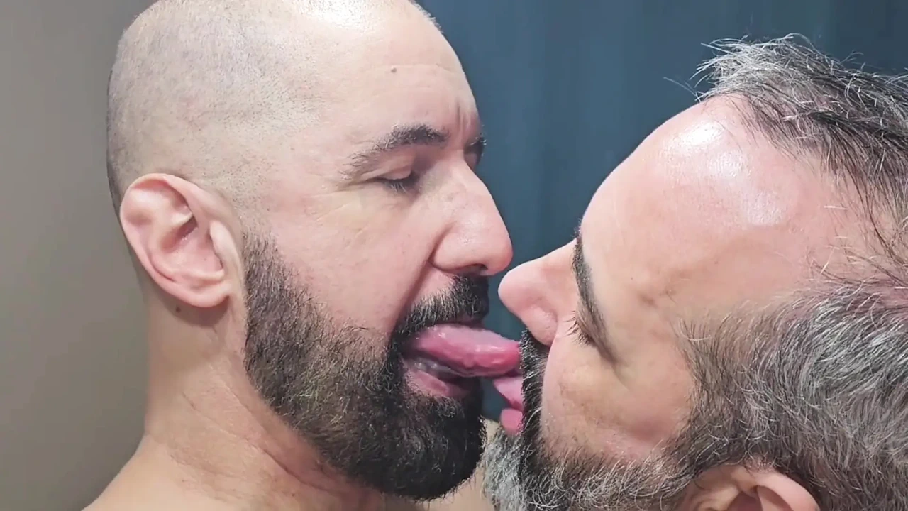 Double Feature with Artillero