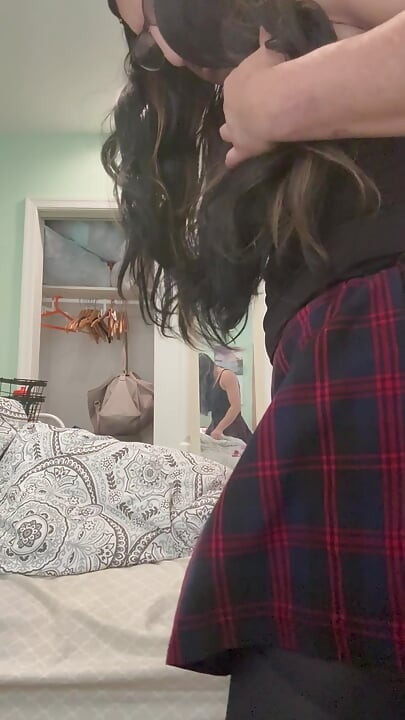 Sissy dressed up belting