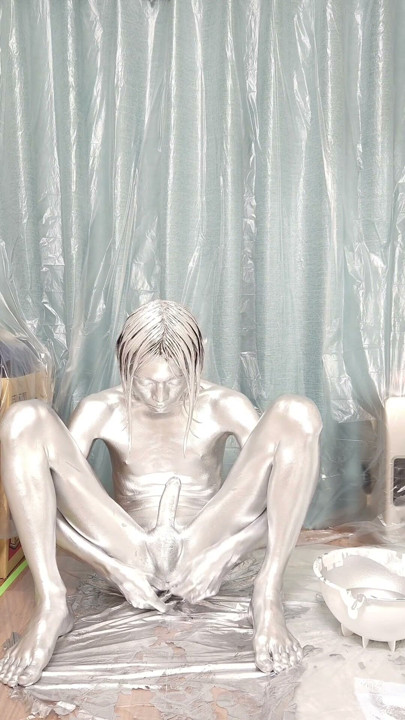 Silver Body Paint | Clip 2
