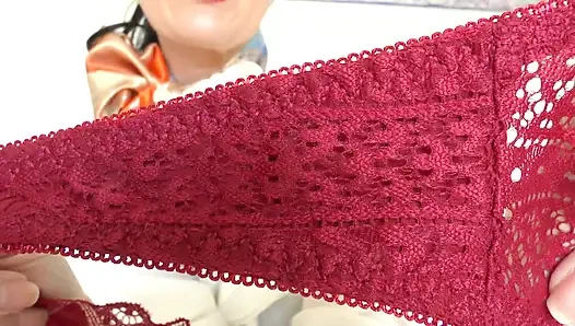 Sniffing Panties and Cumming! Lady Victoria Valente