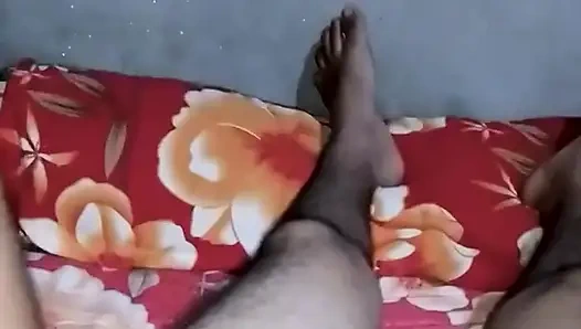 Он трахнул меня жестко, агрессивная страсть.