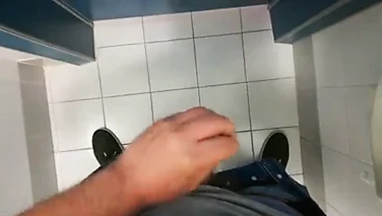 tuvalette mastürbasyon