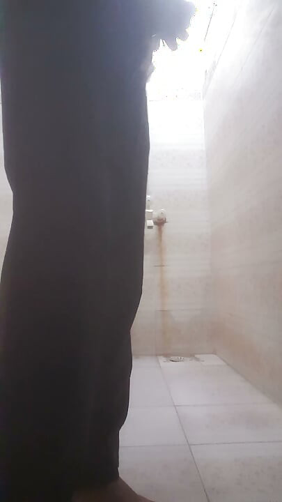 Pancuran kamar mandi