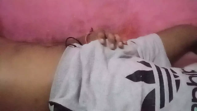 When mummy goes out i masterbate myself