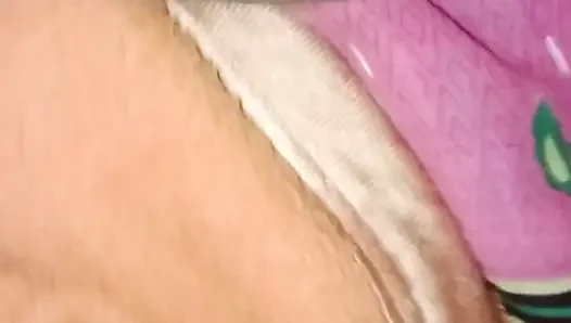 Desi bhabhi ko land munh mein dekhkar chut faadi
