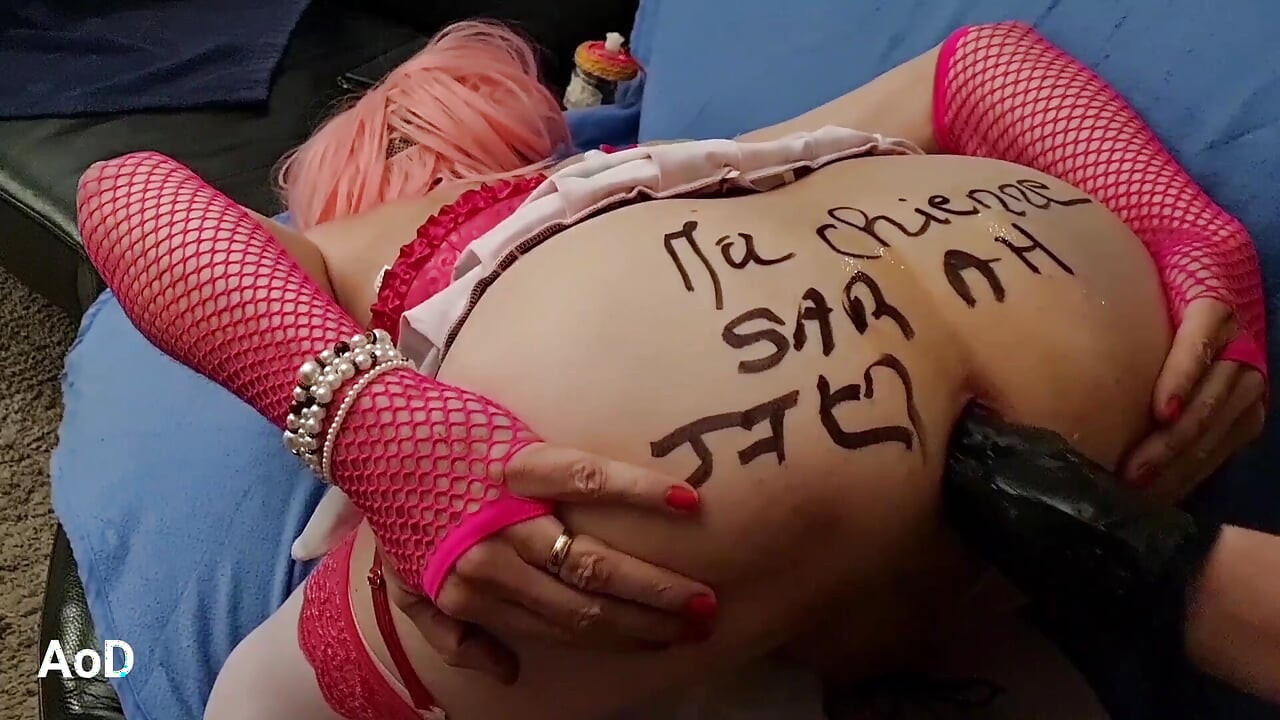 Humiliation, strap-on and deep fisting