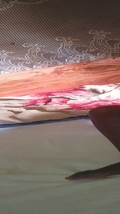 Sekreterin öğle yemeği ateşli öğleden sonra seksine dönüşüyor | Klip 2