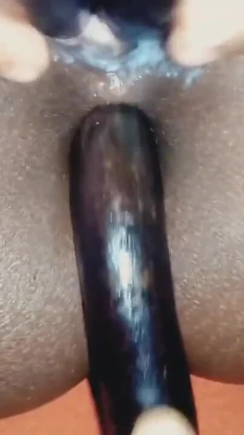 Key moment from "Desi village hous wife big pushy in 3 begun sex"