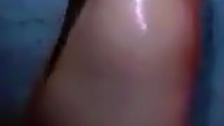 18+ cute girl bathing & fingering video