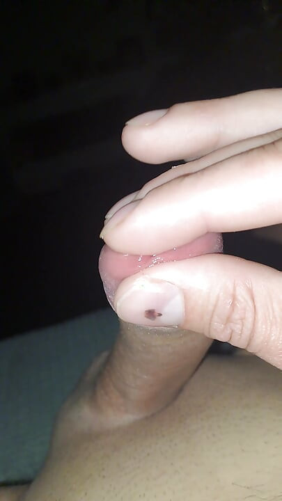 Who wants to put his head in his mouth wants to spill cum