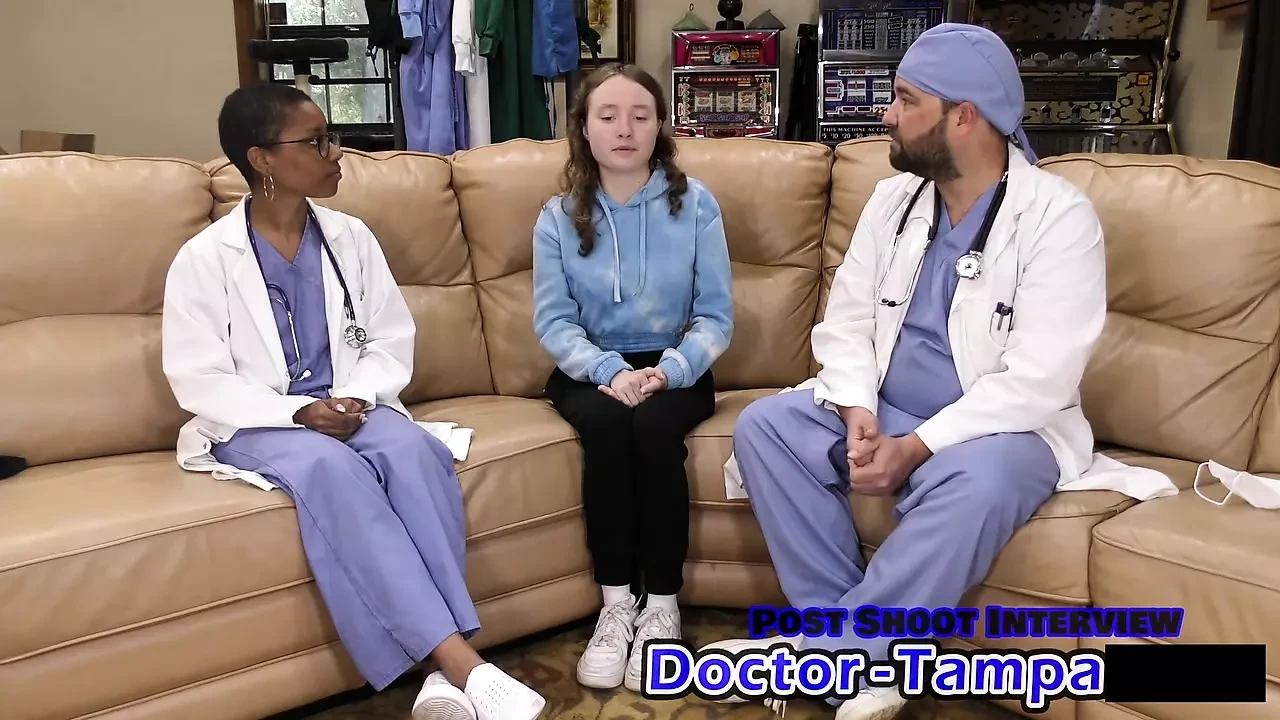 Dr Tampa - dit endeldarmexamen is maar een formaliteit, toch? - Serena Morgan