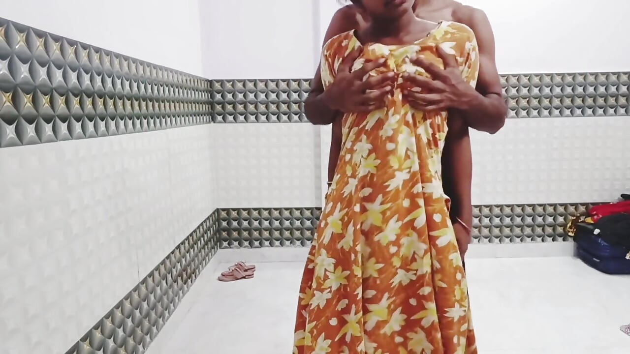 Beutiful Wife Get Fack by Husband in Doggy