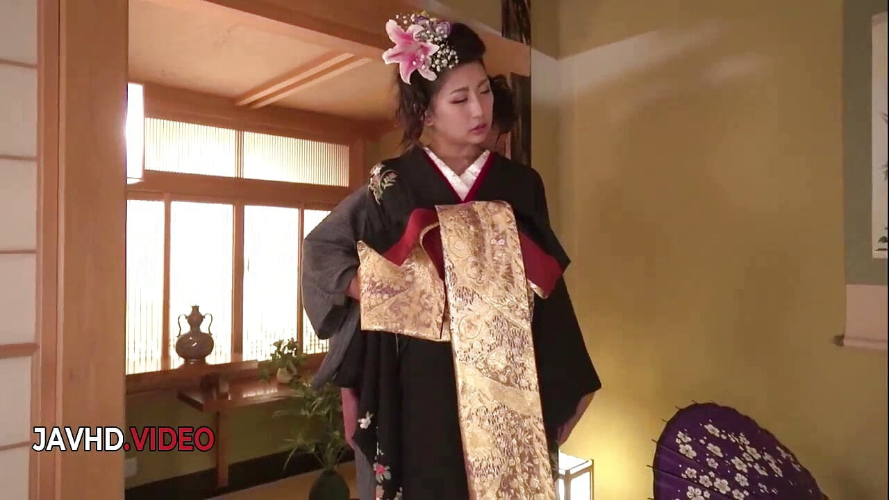 Yuna Shiratori's Amazing Oral Skills Lead to Intense Hardcore Pleasure