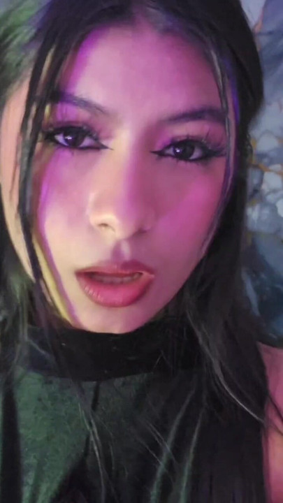 Uma sexta-feira feliz, meus preciosos, eu vou estar ao vivo por um tempo no caso de você querer vir e me acompanhar, porque em alguns