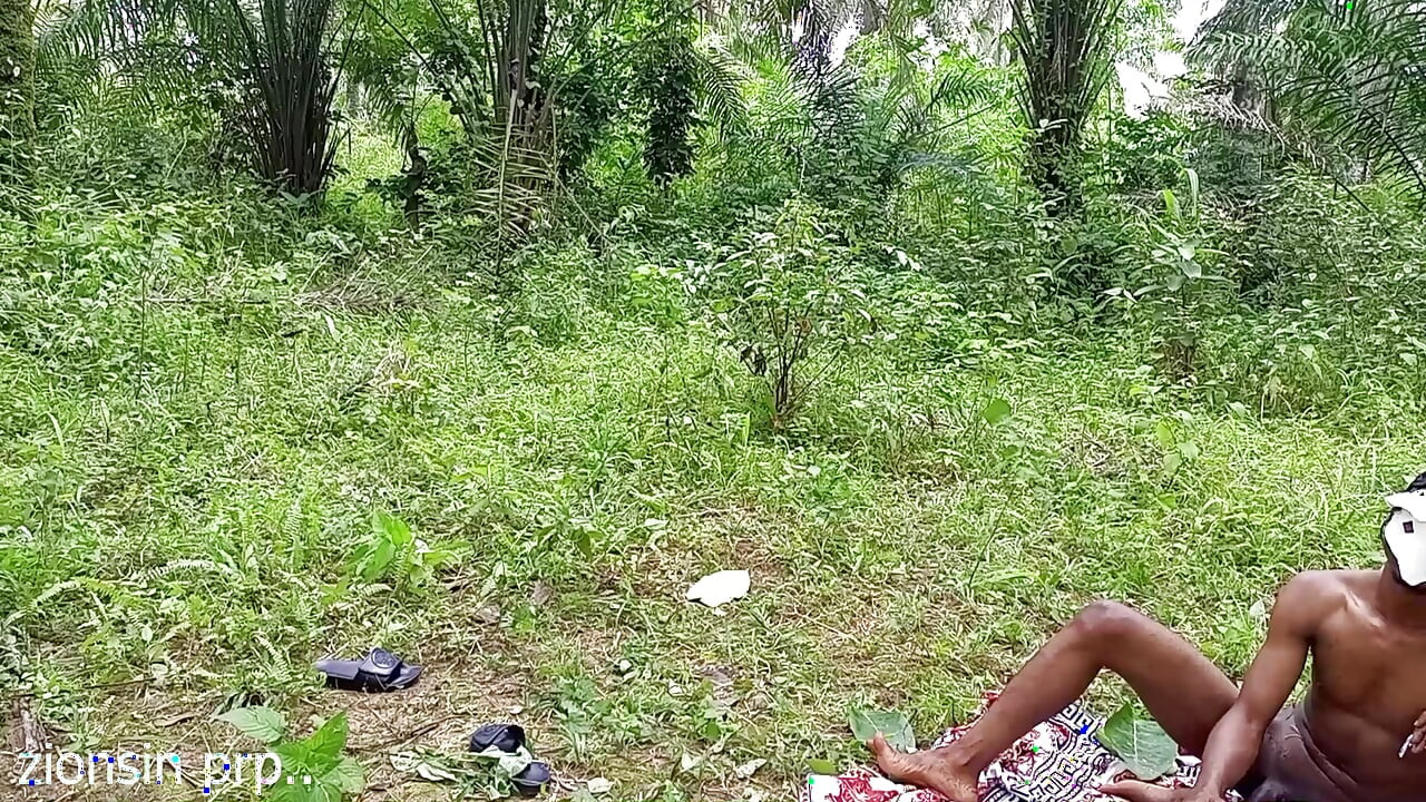 African Local Fuck with BBC and BBW