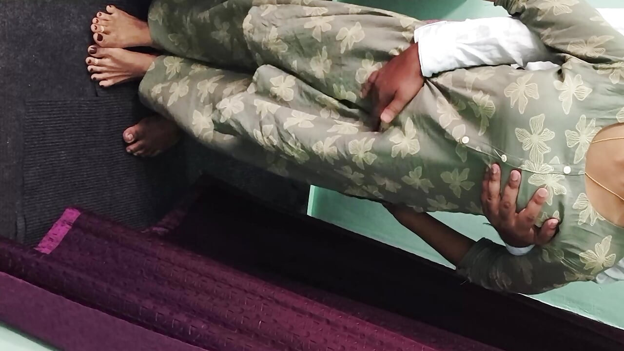 JIJA FICKT ENGE MUSCHI SAALI MMS SEX
