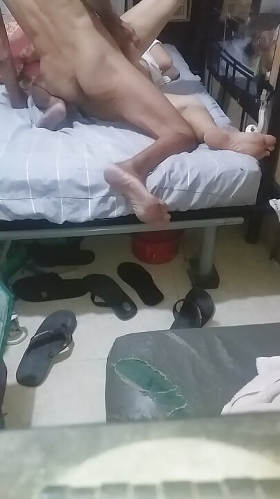 spooning to my wife and splice fuck