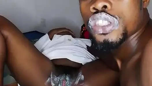 She came to pray for me then I fuck her hairy pussy