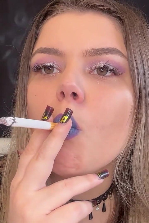 Worship My Smoke: BBW Goddess Puffs Cig & Vape