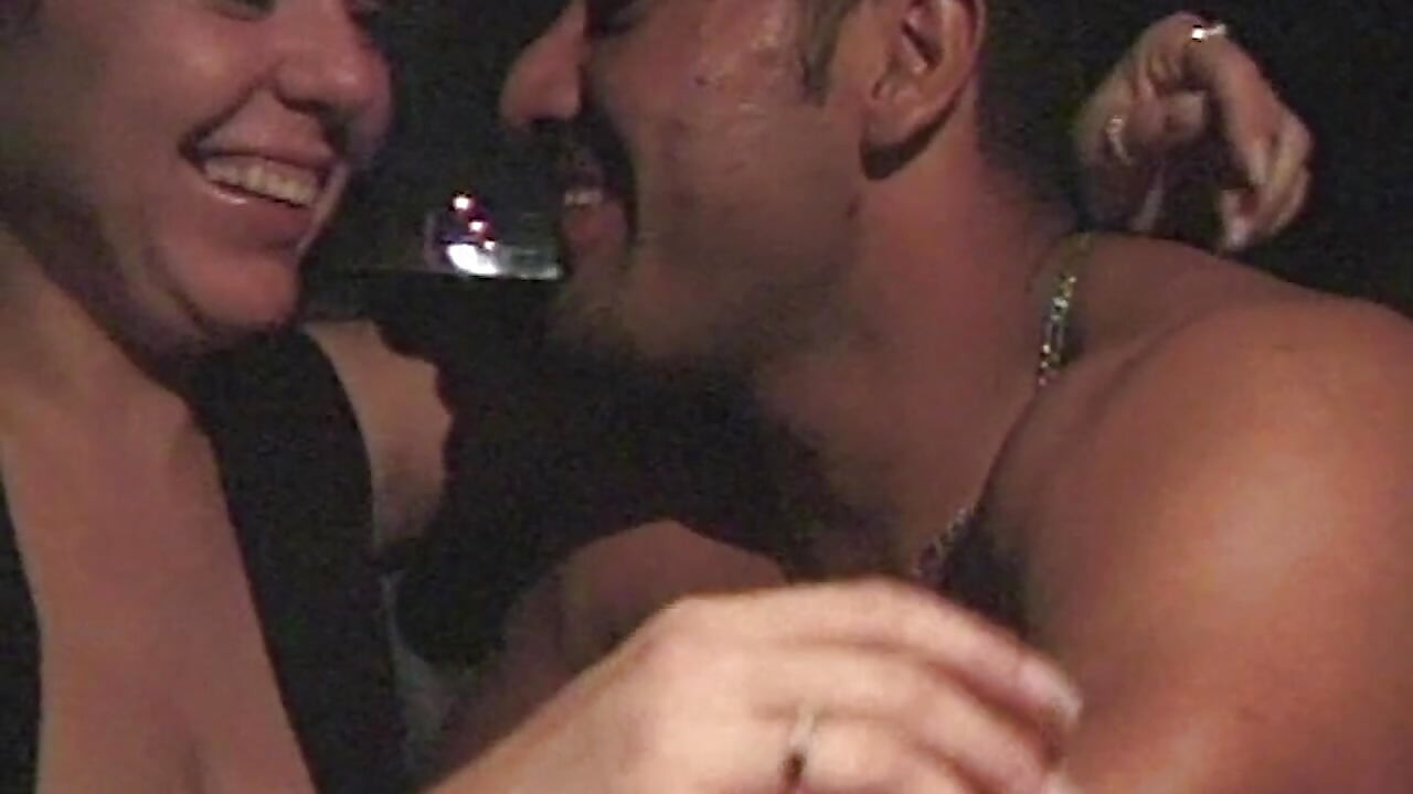 hemmungslose Sehnsucht explodiert mit jeder Grenze weiter