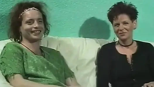 Eigenartiges Paar Von Der Strasse Gefischt