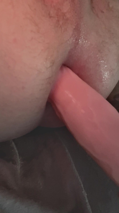 Big dildo in tight ass