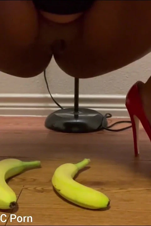 Pissing Squashing Fruits with My High Heels