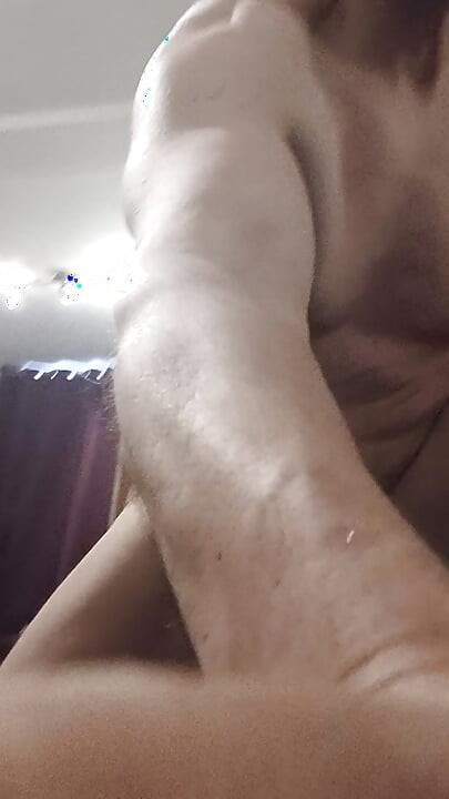 Look at my cumshot